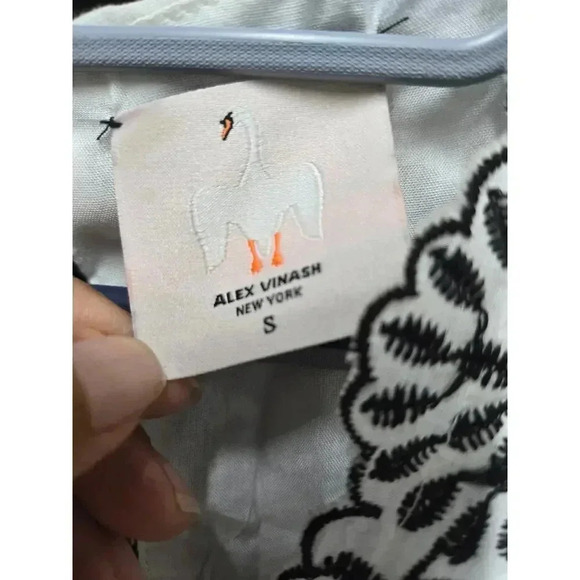 Alex Vinash White and Black Embroidered Jumpsuit Size S - Picture 2 of 4